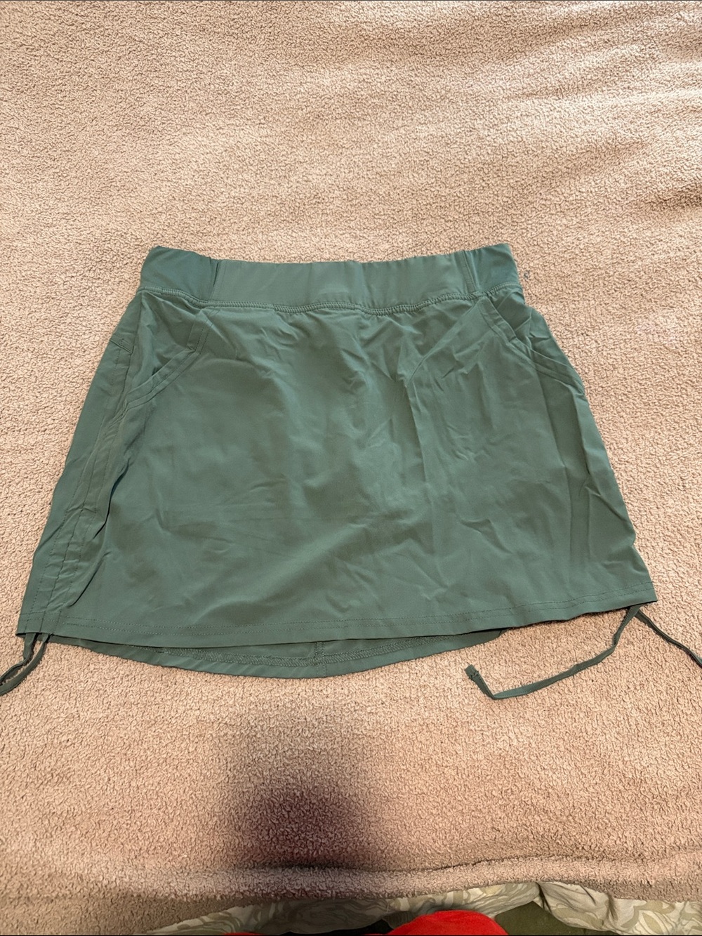 Green Columbia skort size L